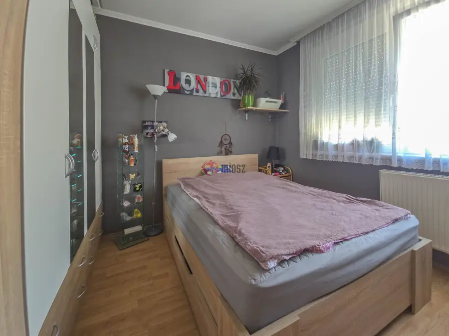 eladó panellakás, Sopron