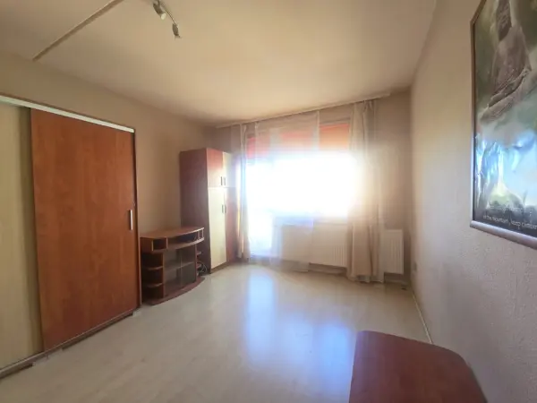 Eladó panellakás, Sopron 2 szoba 49 m² 45.9 M Ft